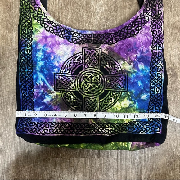 Brandless Handmade Tie Dye Celtic Knot Crossbody Hobo Tote Bag - Picture 3 of 14